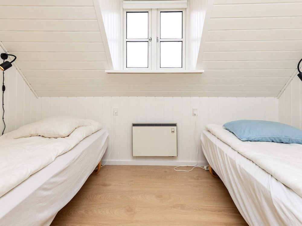 10 Person Holiday Home in Blavand view 5