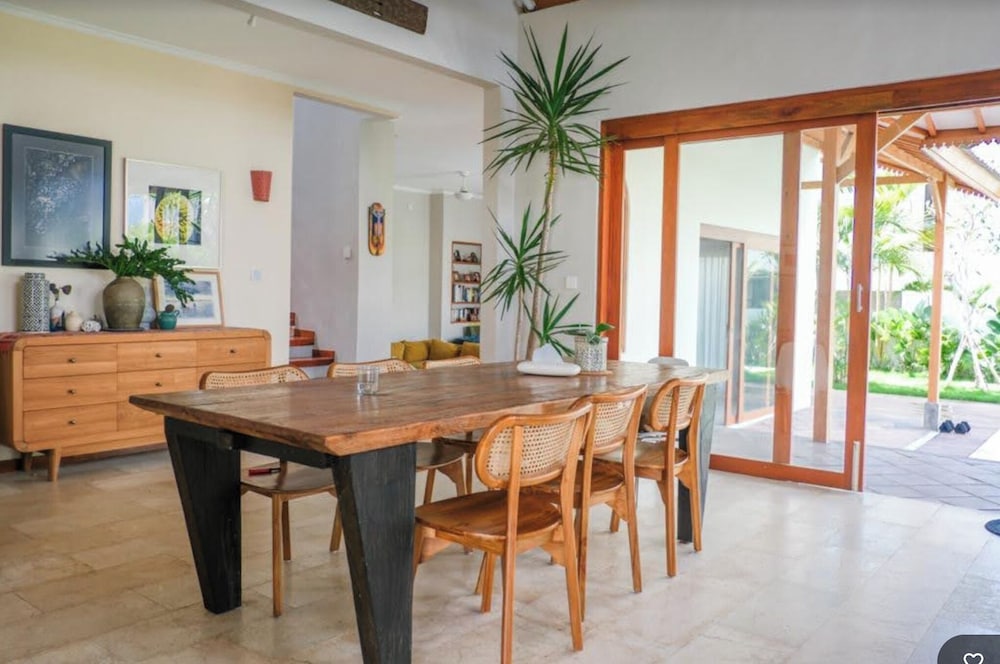 Yans Family Villa Canggu by Betterplace view 4