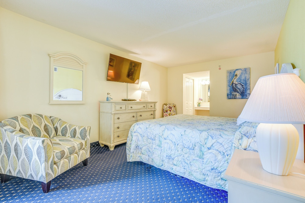 Myrtle Beach Vacations - Oceanfront North Myrtle Beach Condo: Beach Access - Property Image 2