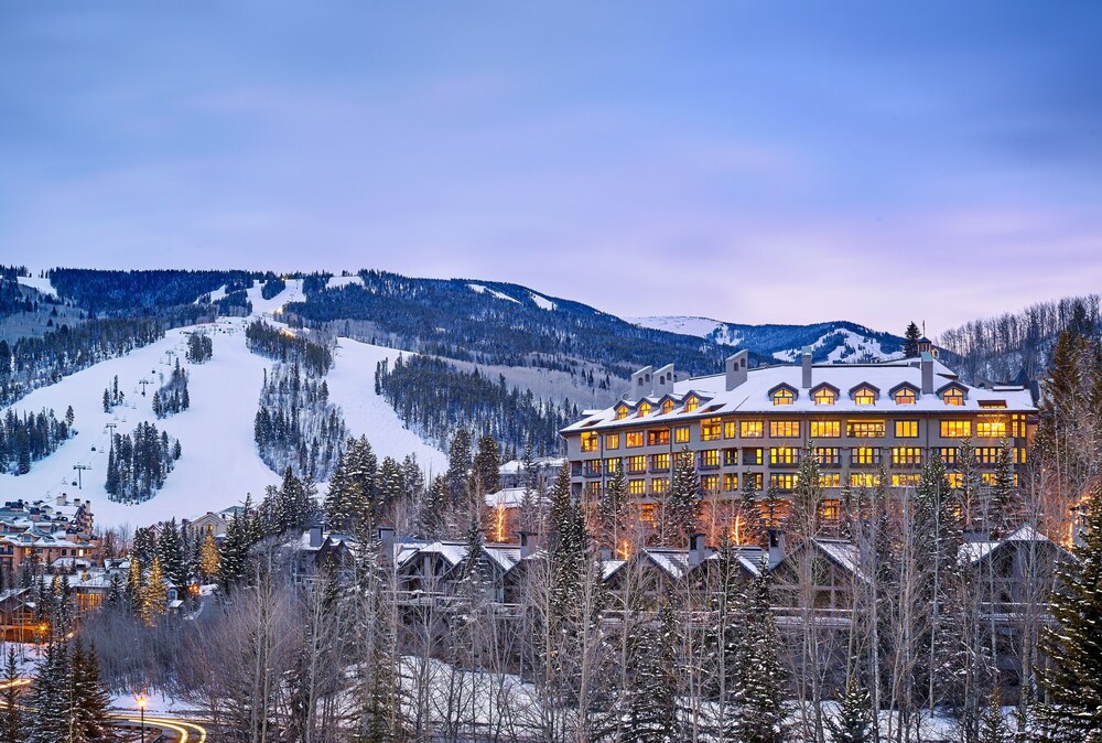 Ski In & Slopeside Luxury Townhome At Pines Lodge Sleeps 12 4 Bedroom Townhouse by RedAwning