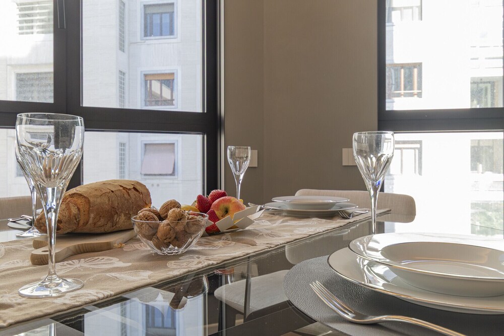 San Babila Central Tower by Rentopolis - High-end 1bdr with panoramic terrace overlooking Duomo