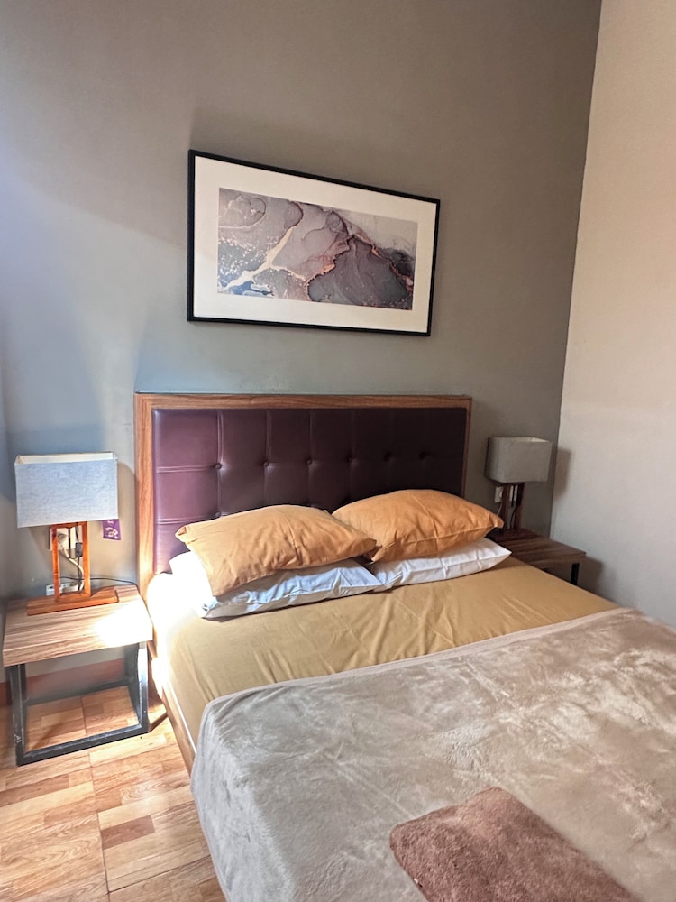 Dewandi Guest House