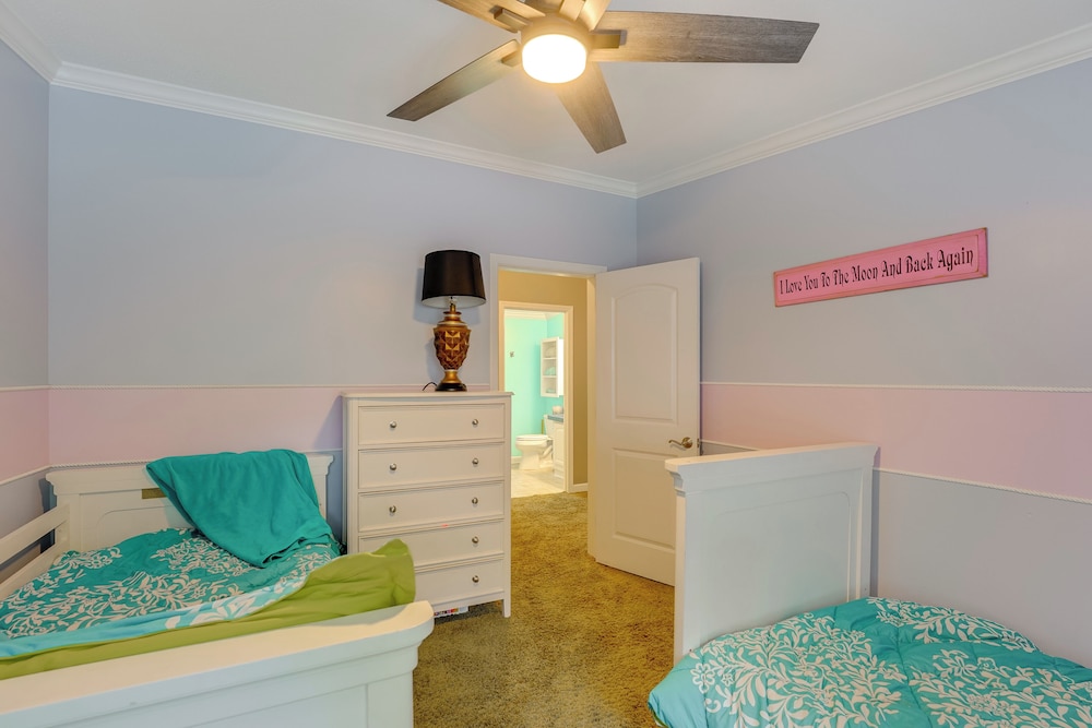 1 Mi to Silver Lake Sand Dunes: Family Gem w/ Yard
