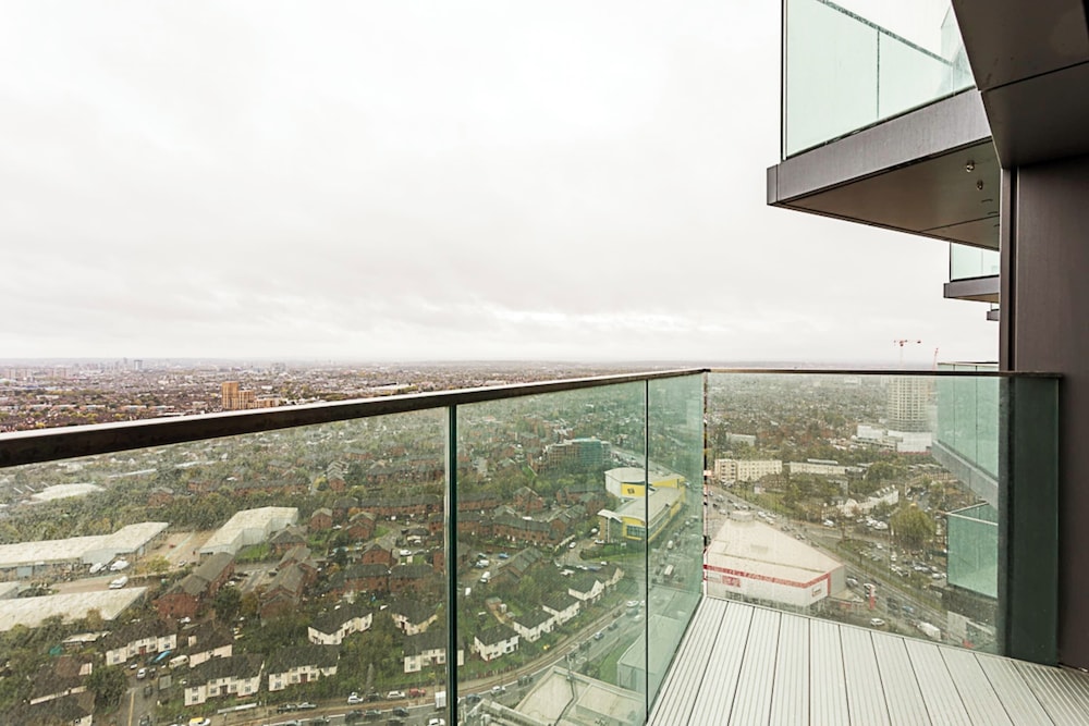 Icon Tower Flat II