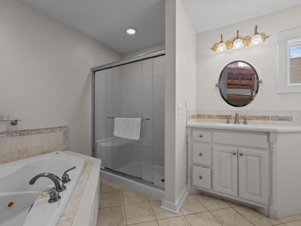 Ocean's Edge by Topsail Realty