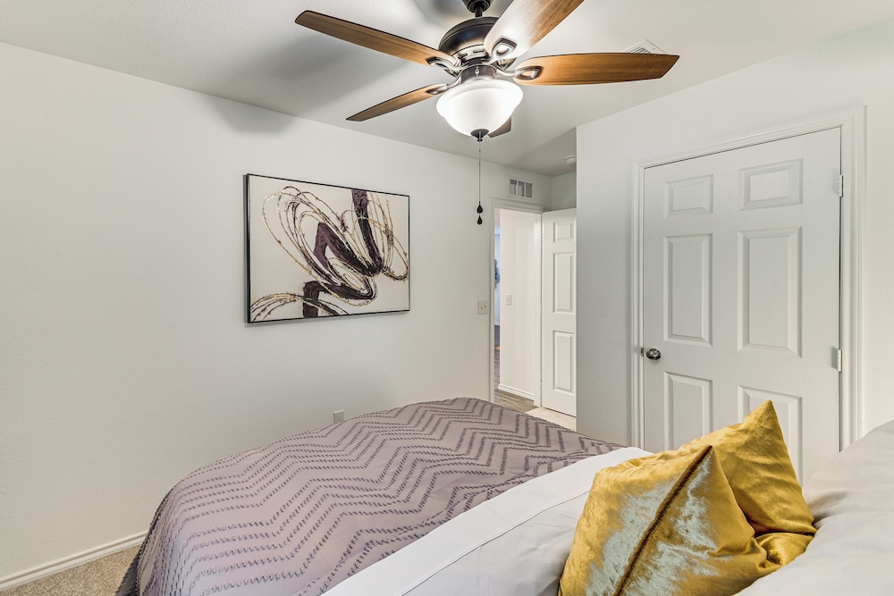 Modern Comforts + Fenced Yard: Princeton Retreat!