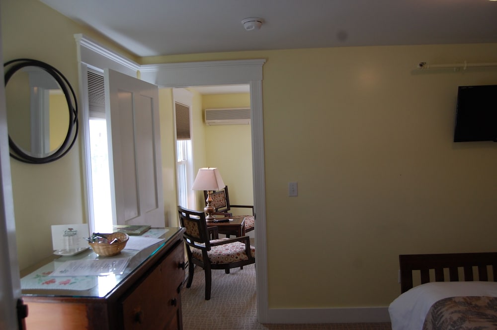 Cranmore Inn