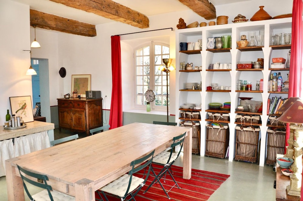 New Bastide Couronne d Aix Luxury in Aix-en-provence A Sophisticated Retreat for Families and Friends
