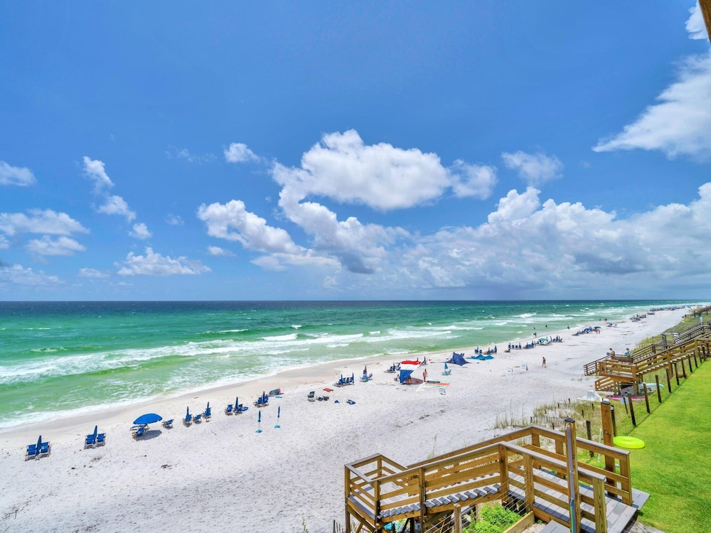 Blue Mountain Beach Villas 5A
