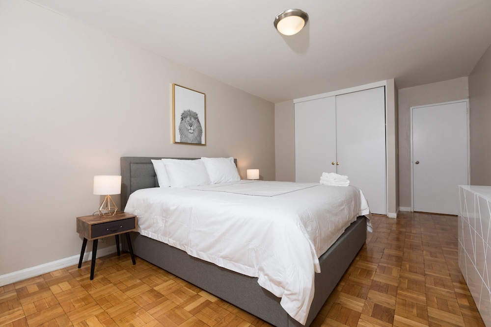 2 Bed Apt Ideally Located in UES of Manhattan
