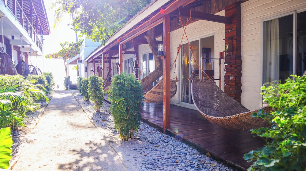 Suites by Eco Hotels