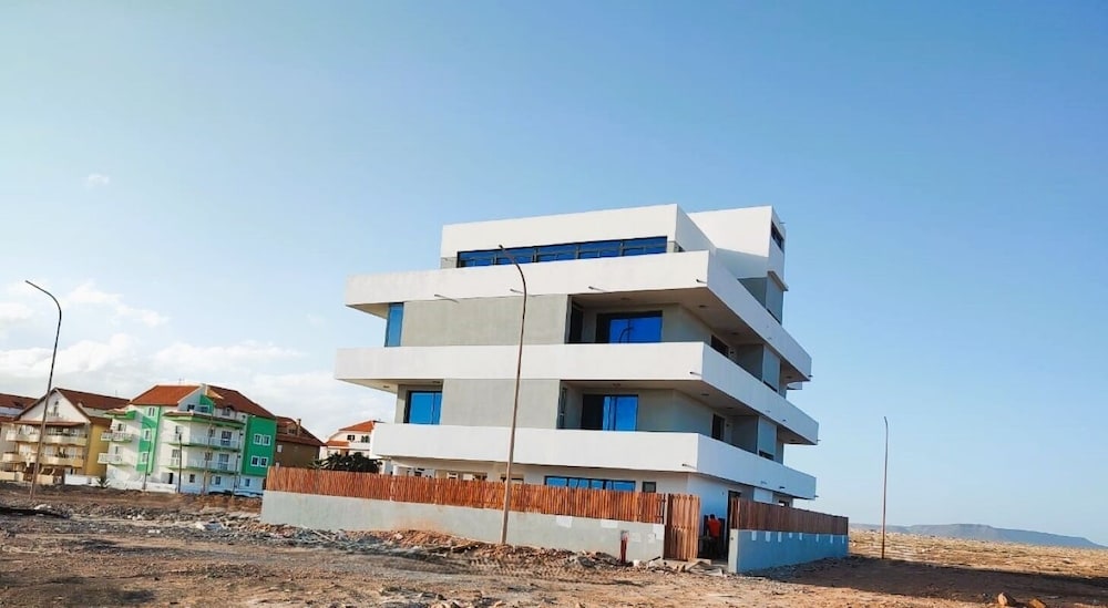 Joli Beach House - Spacious Second Floor T0 Suite With Beatiful View