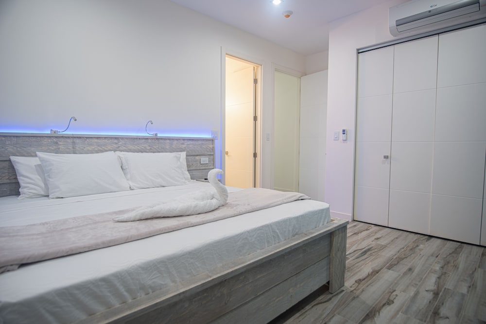 The Cove - Condo Hotel - Perfect Location