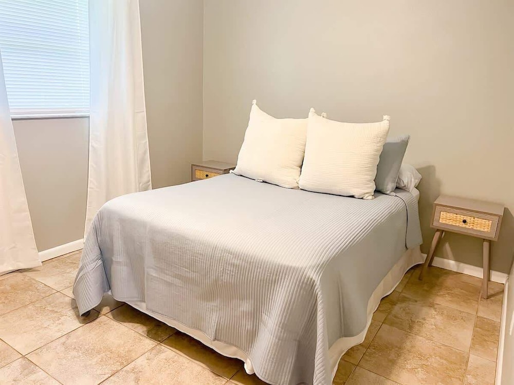 Cozy 2 Bedroom Home, Dade City! #2