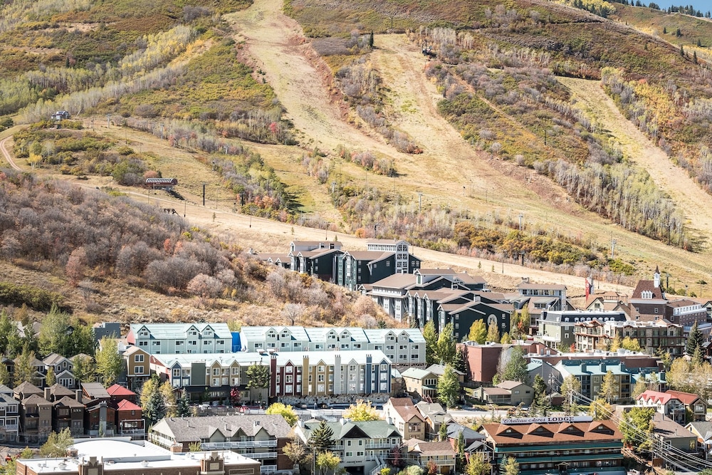 Sweetwater Lift Lodge
