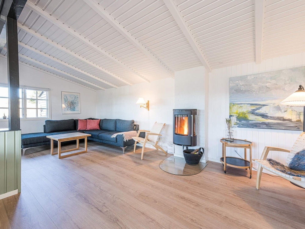 5 Person Holiday Home in Henne