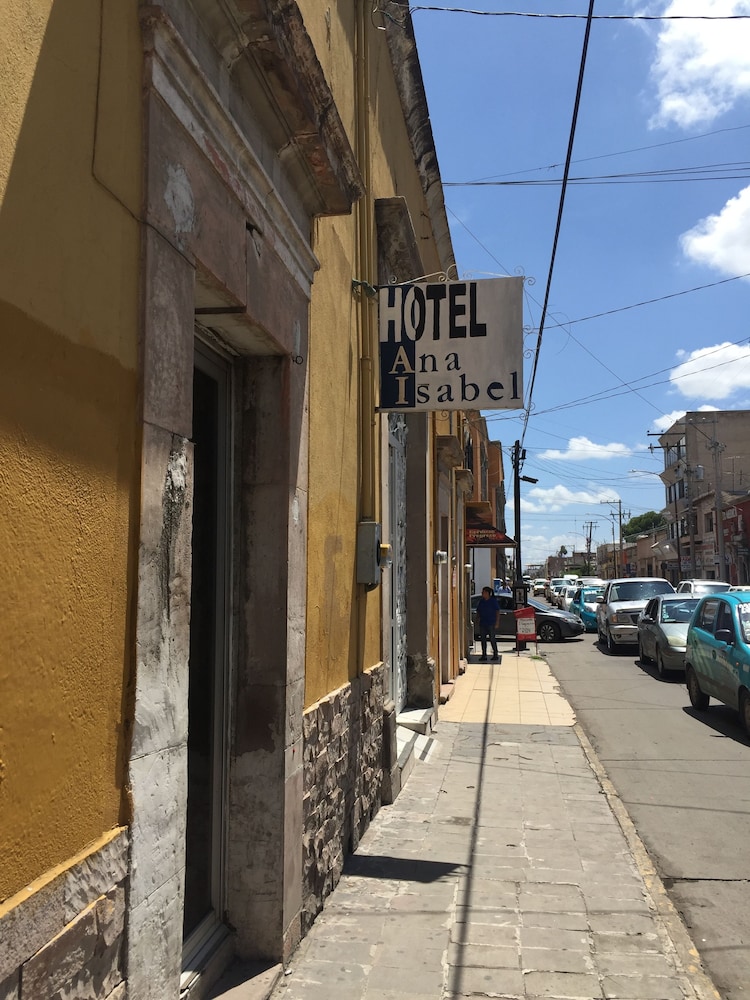 Hotel Ana Isabel - Image 1