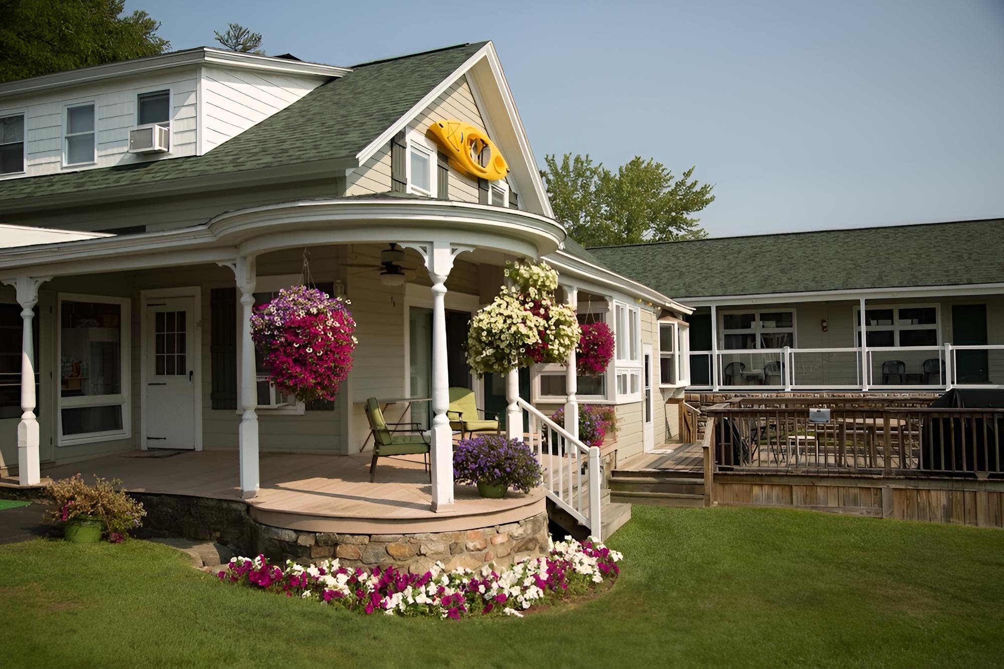 Shore Meadows Motel
