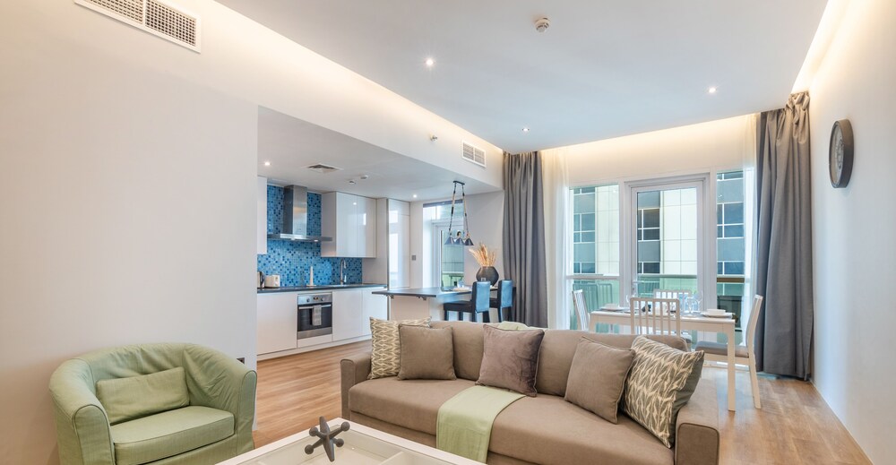 Manzil-Lux 1BR in Marina with views