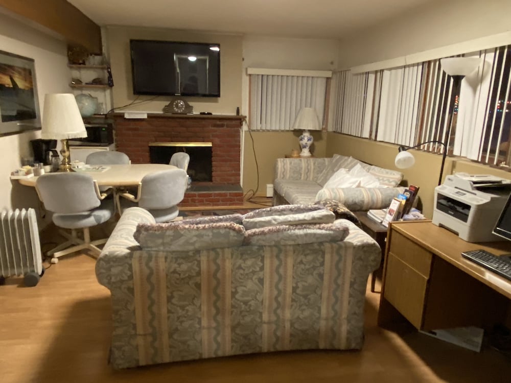 Alaska European Bed & Breakfast