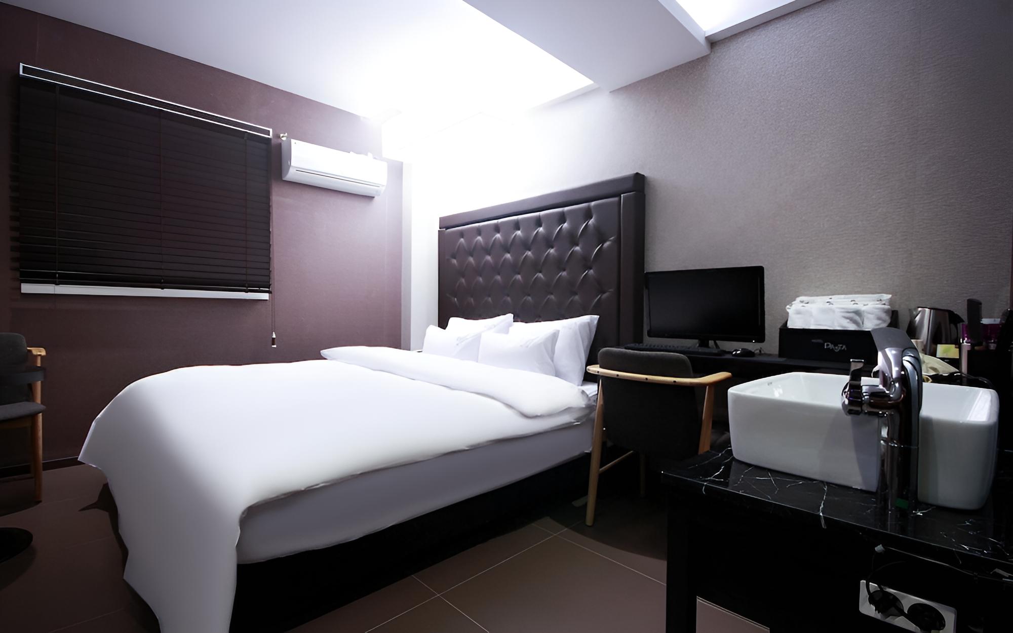 Yangsan Bukbudong Pasta Hotel