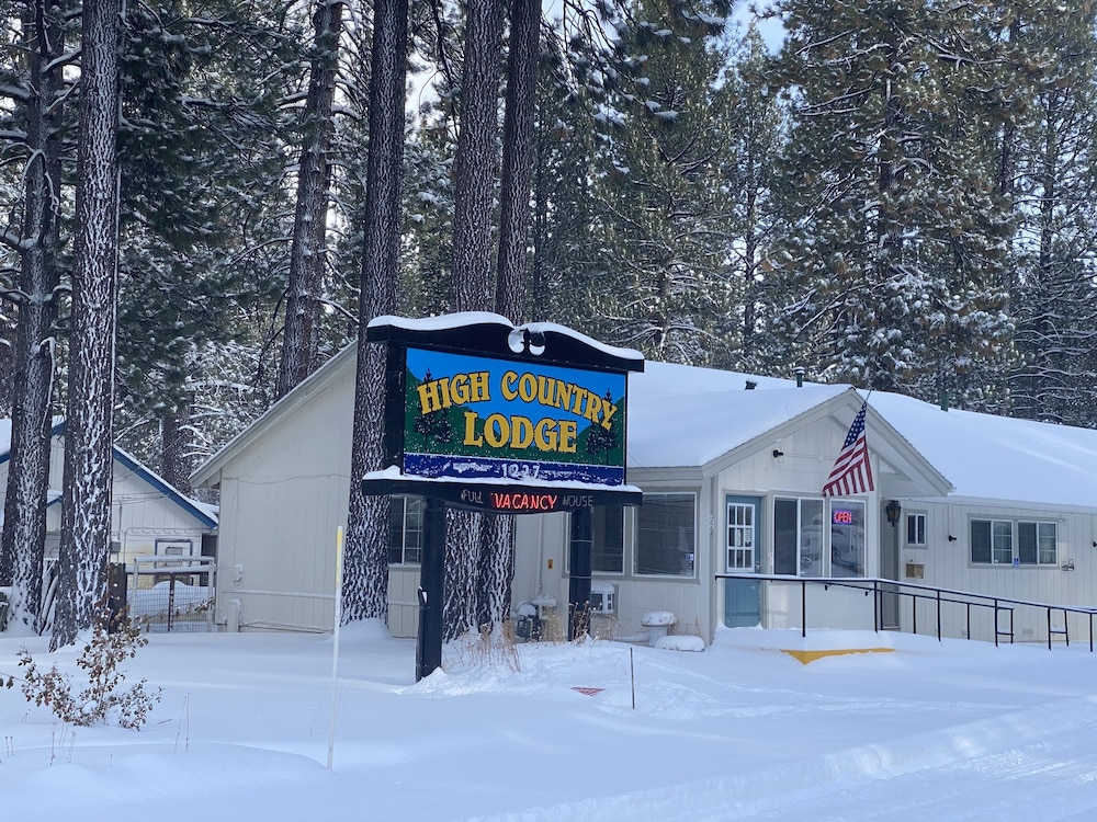 Lake Tahoe Vacations - High Country Lodge - Property Image 3