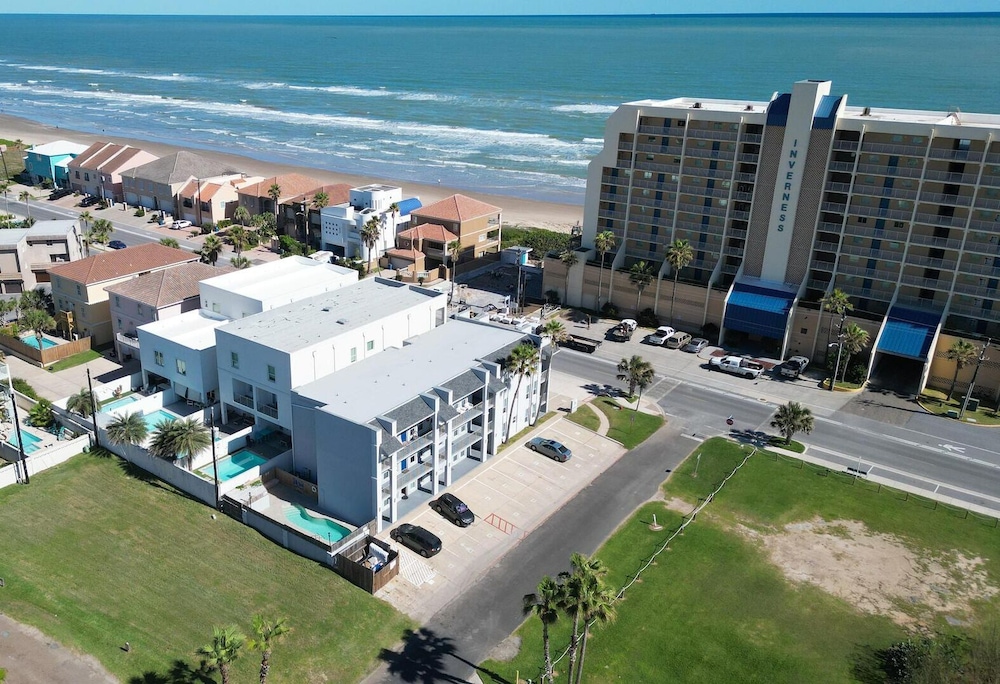 Coronado 302