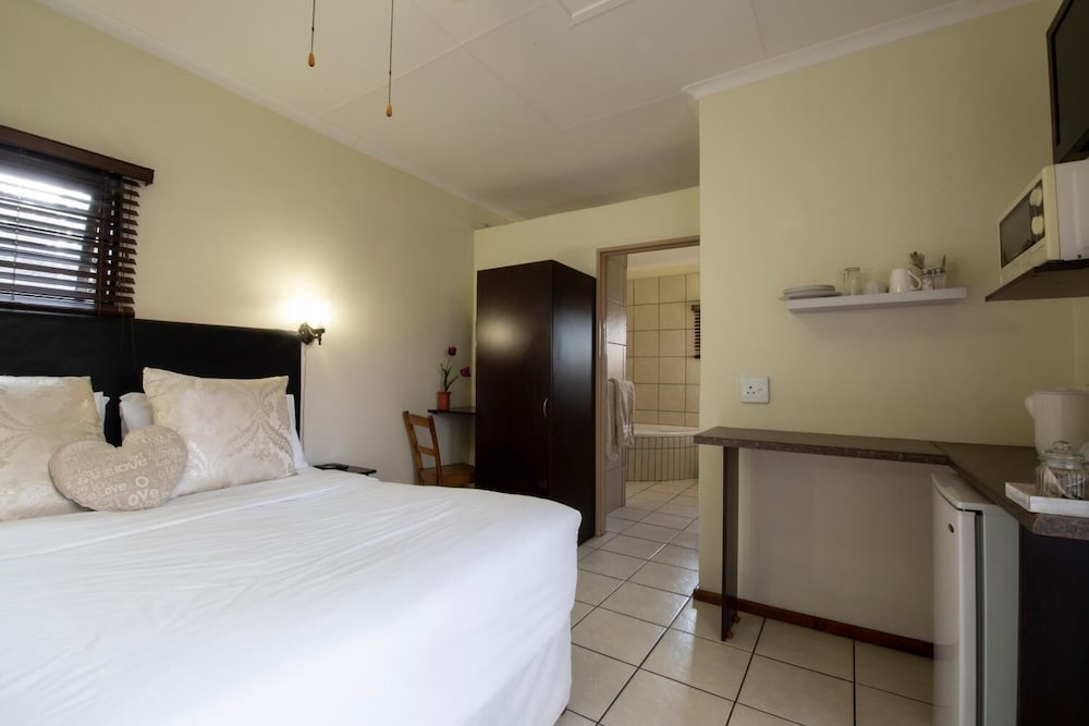 Angelica Guest House