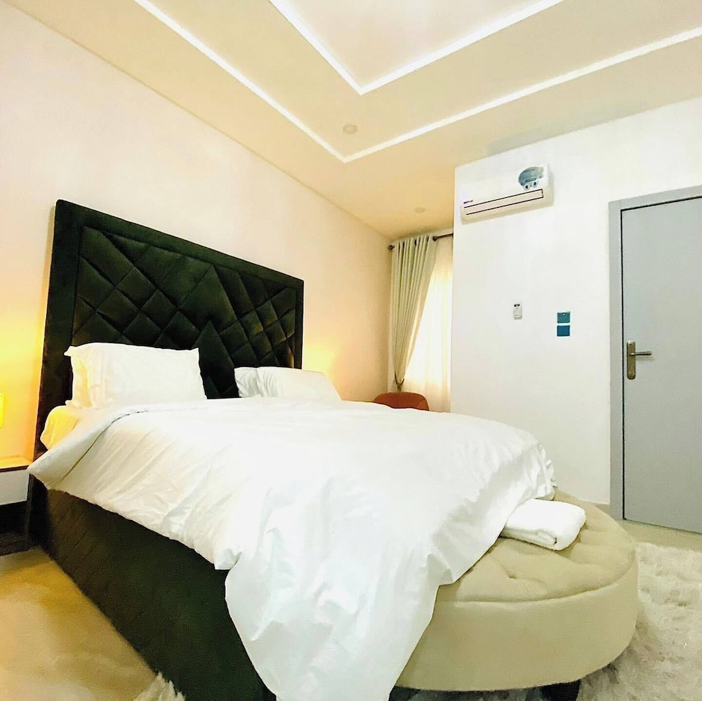 Favour Shortlet Apartment