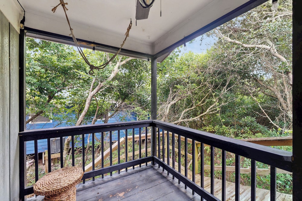 Entire House - Serenity in Surf City