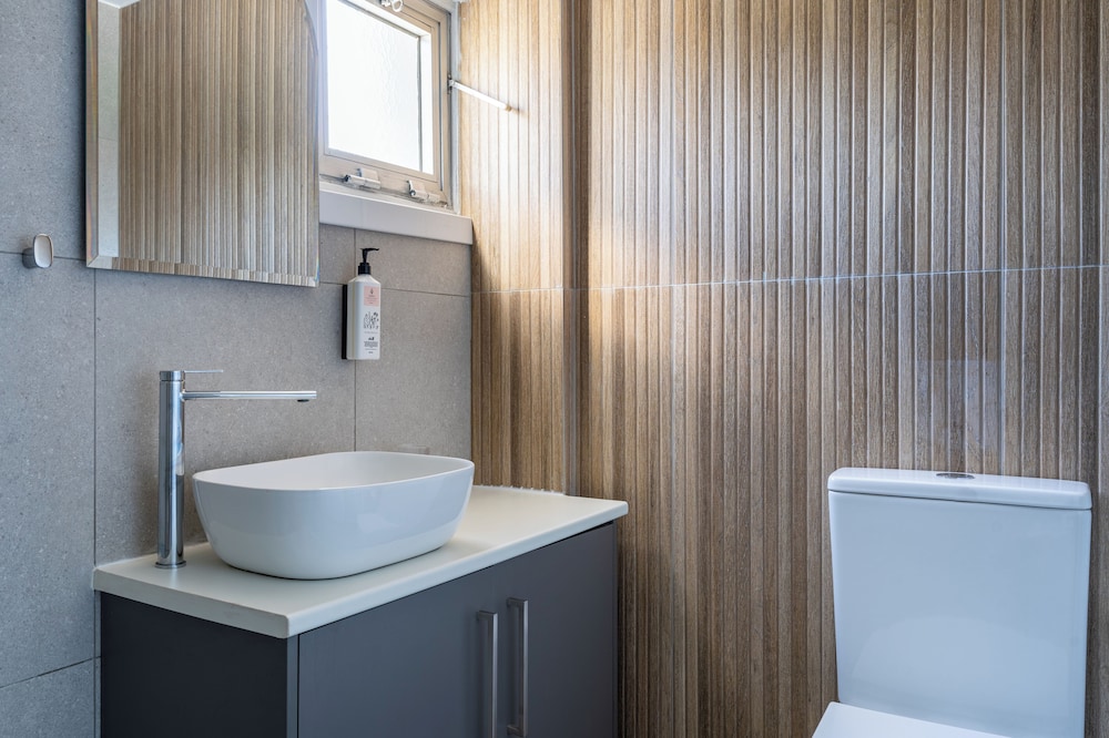 Local Host Living - Signature Apartments in Nicosia