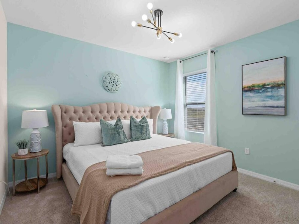 Super Comfy- 7BD 5 5BA Sleep s 22 w Amenities