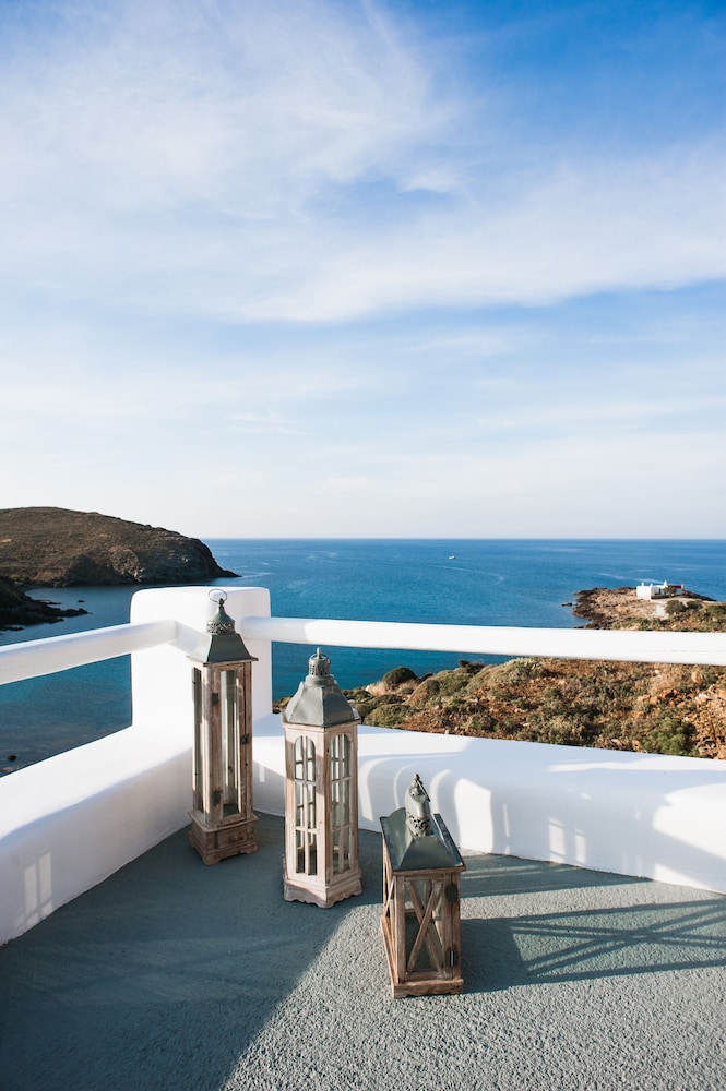 Sea Rock & Sky Private Residence