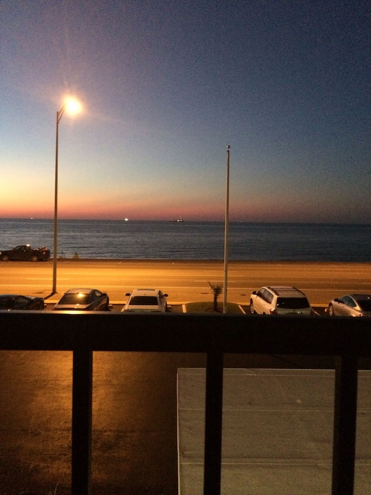 By The Sea Gulf View Deluxe Condo
