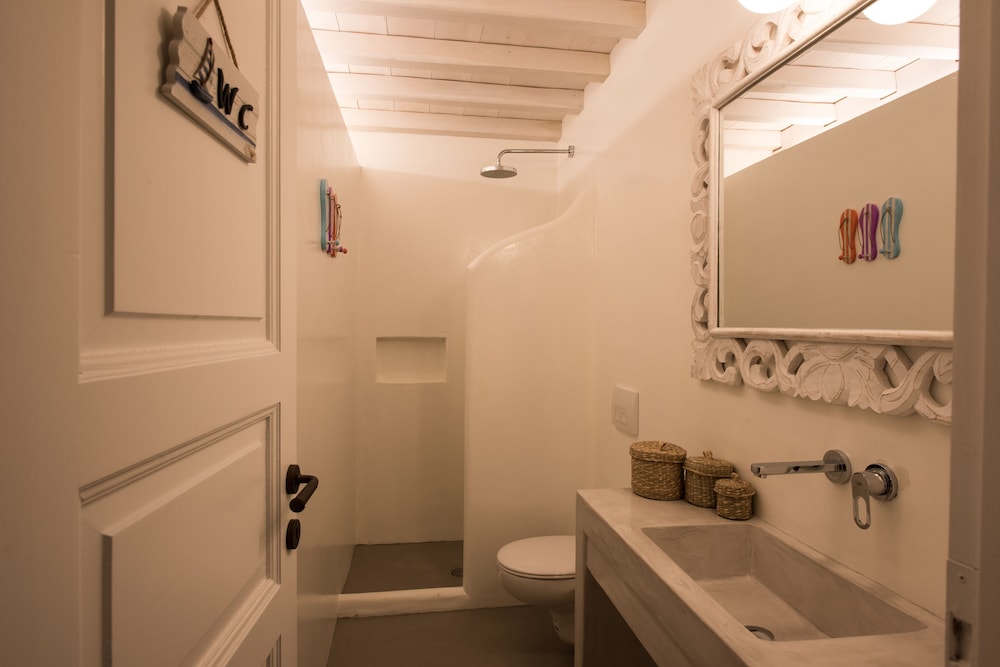 Evlalia Studios & Villas