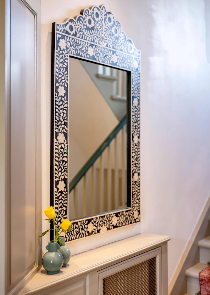 The Chelsea Flower 2 bed -by Out of Office Lifestyle