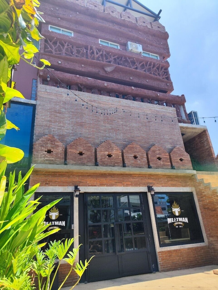Suneta Hostel Chiang Mai
