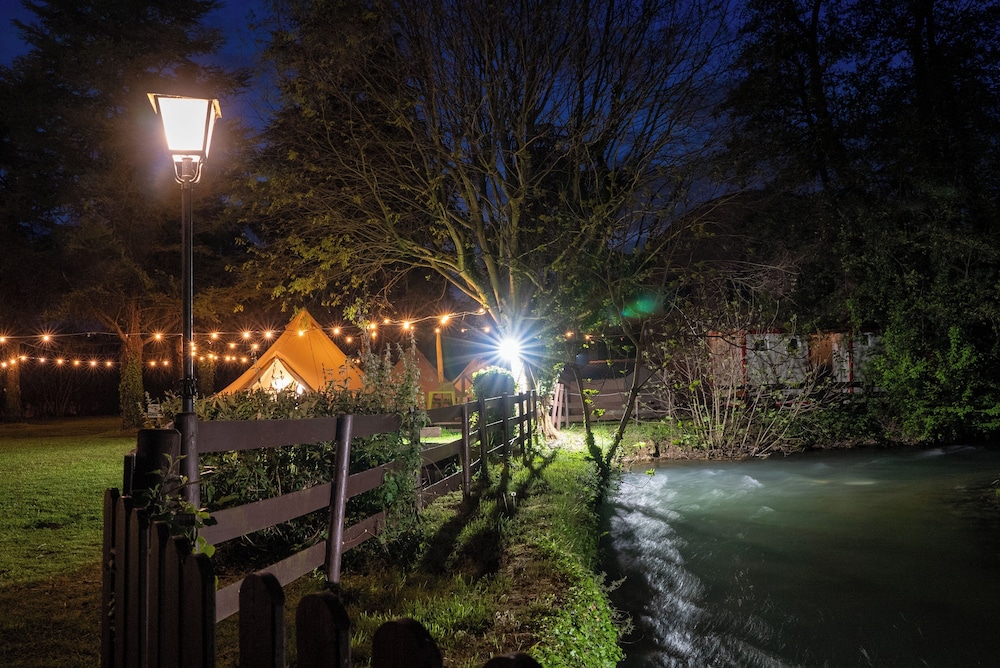 Villa Vitti's - Verona Est CAMPING