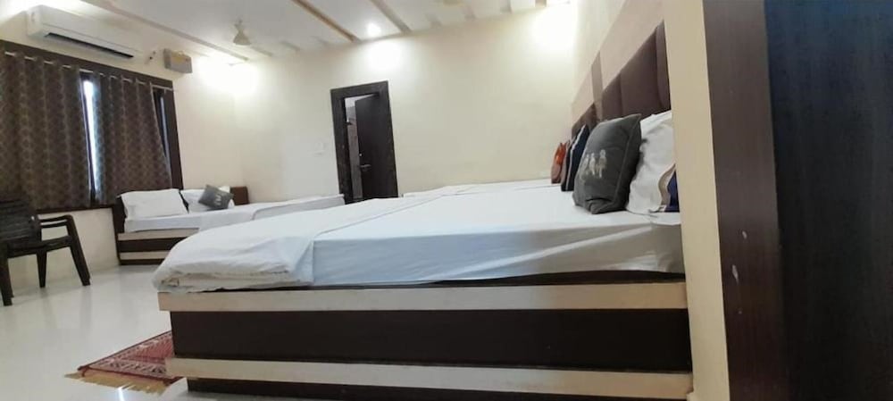 Hotel Maa Parvati Residency - Chitrakoot