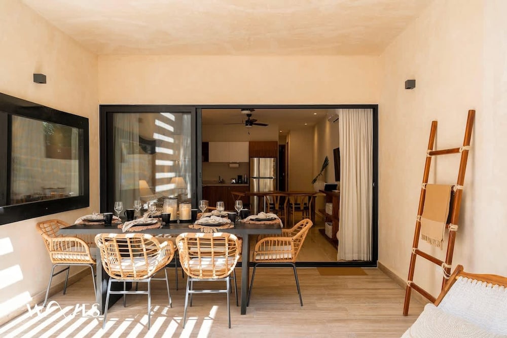 Premium Apartment W Private Pool Garden