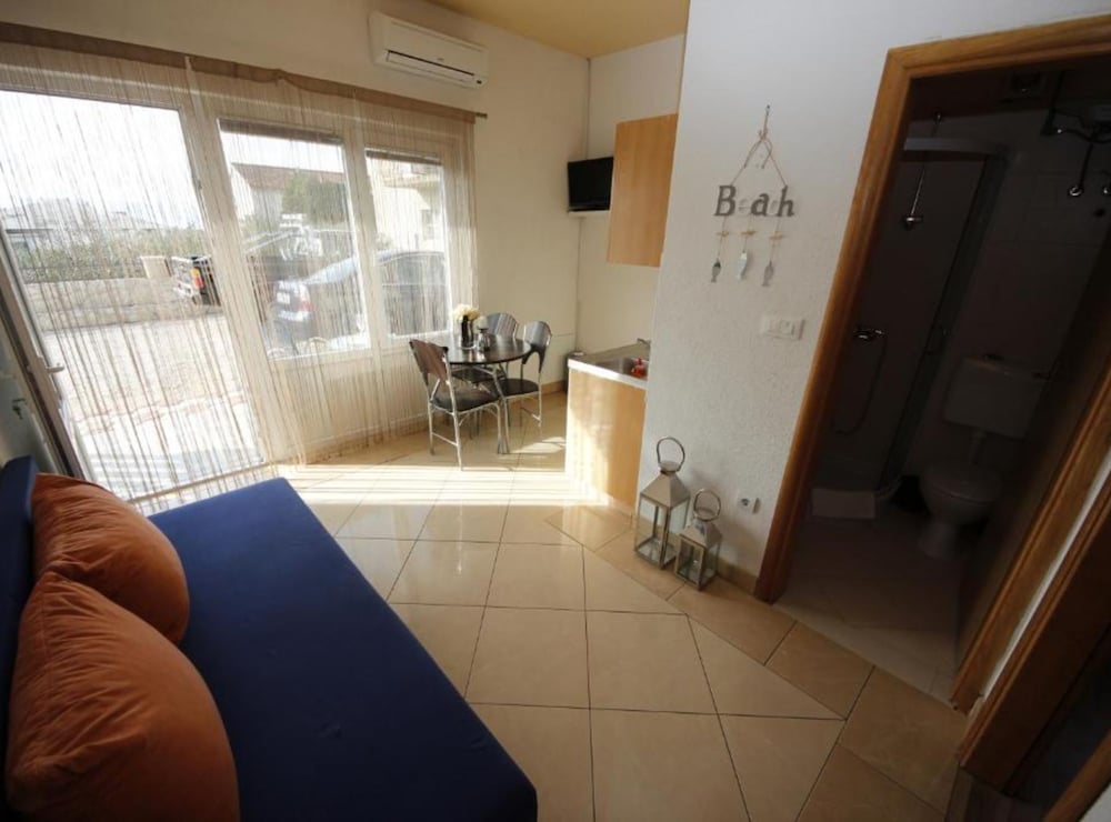Apartments Katija