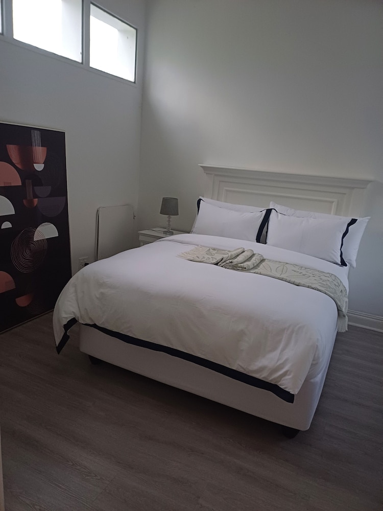 Cosy 2 Bedroom Apartment in a Prominent Area of East London Nahoon