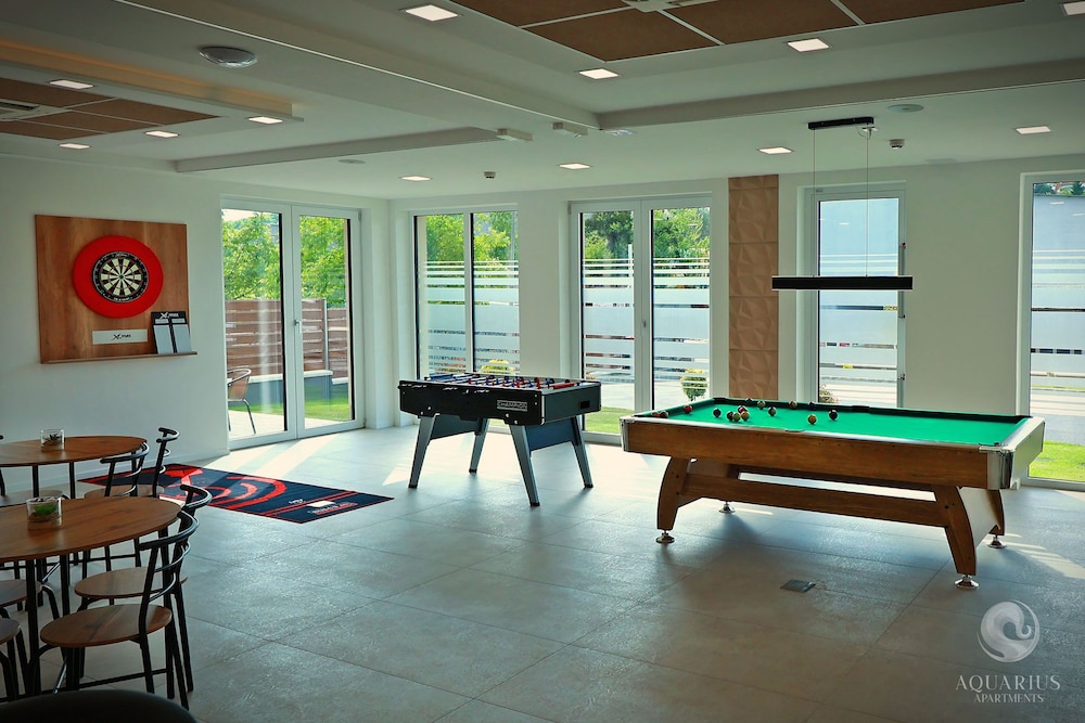 Aquarius Apartments