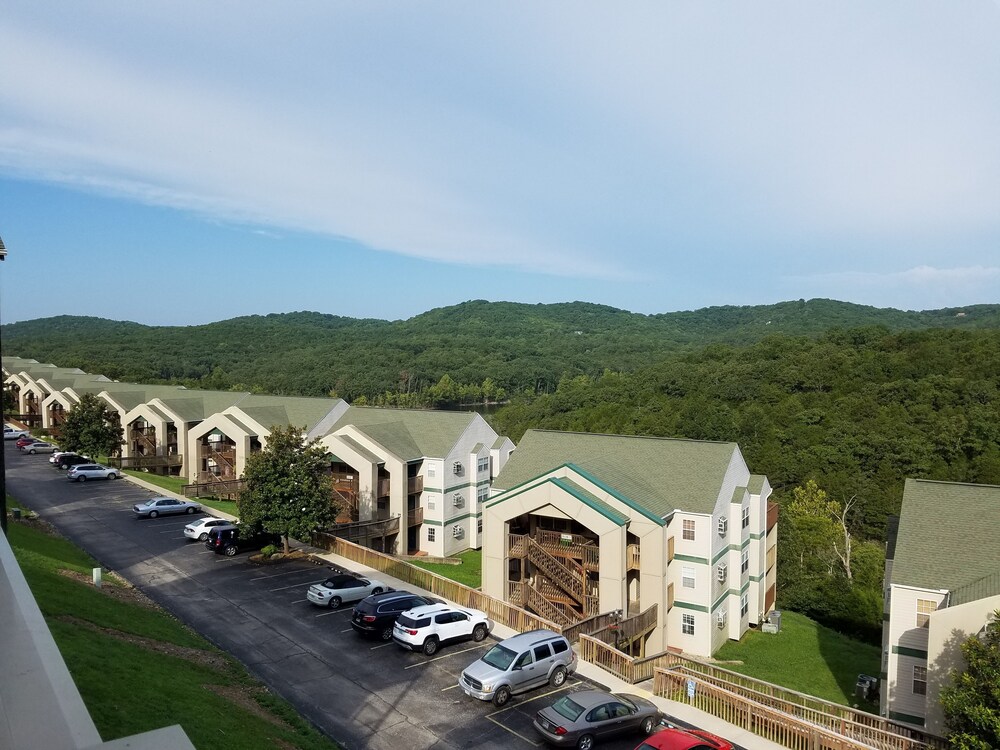 Eagle's Nest Condo Resort