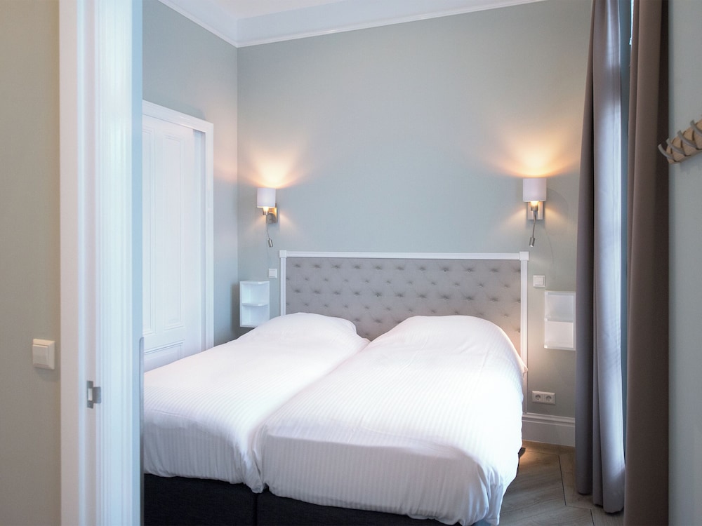 Park Central Short Stay