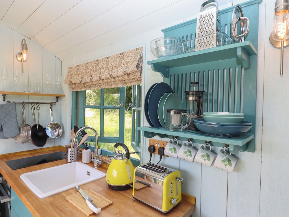 Two Moors Shepherds Hut