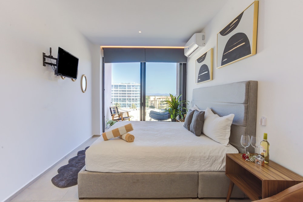 Aria Ocean Condominios
