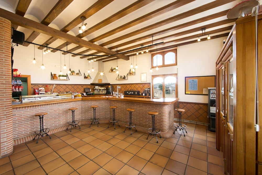 Hotel Restaurante Quintanares - Property Image 59