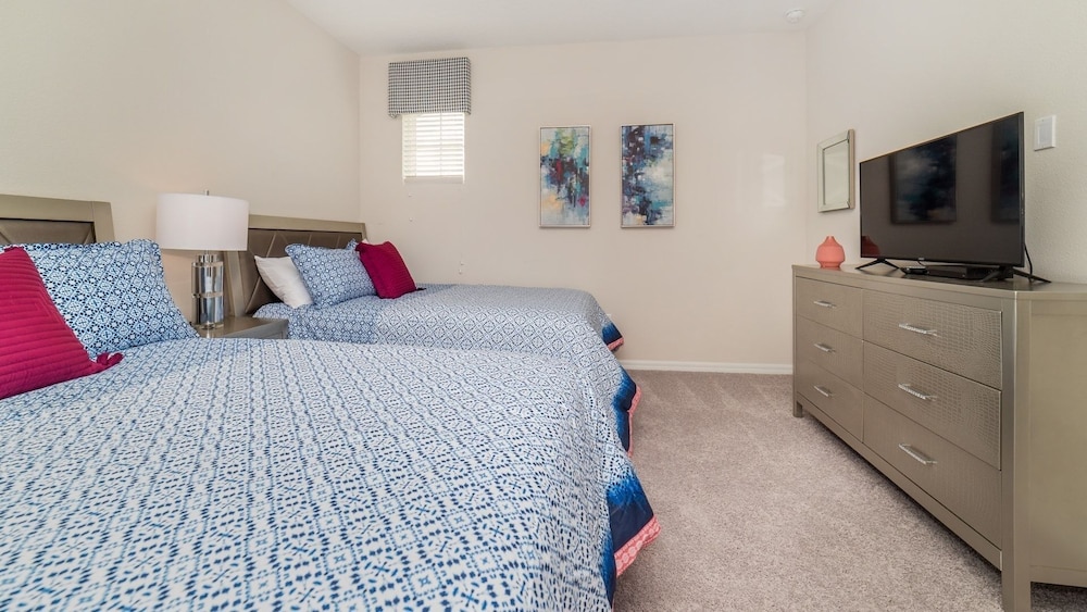Solara Resort 5 Bedroom Home with Pool+Spa 5 Home