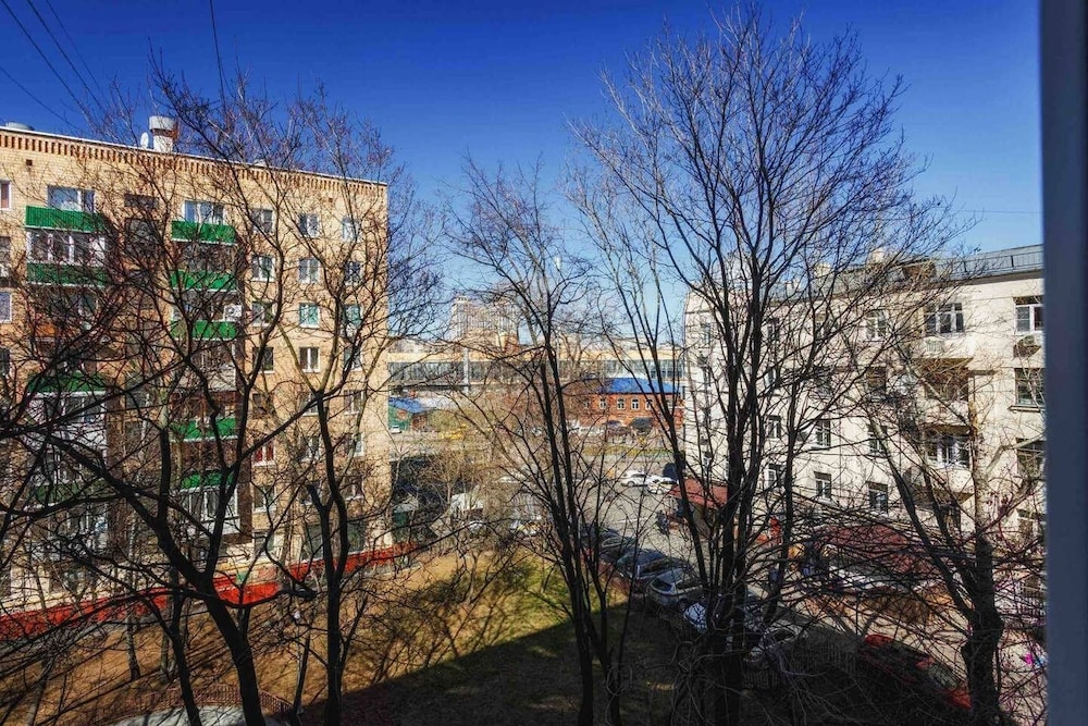 Apartment on B Kondratievskii 12 bld 1